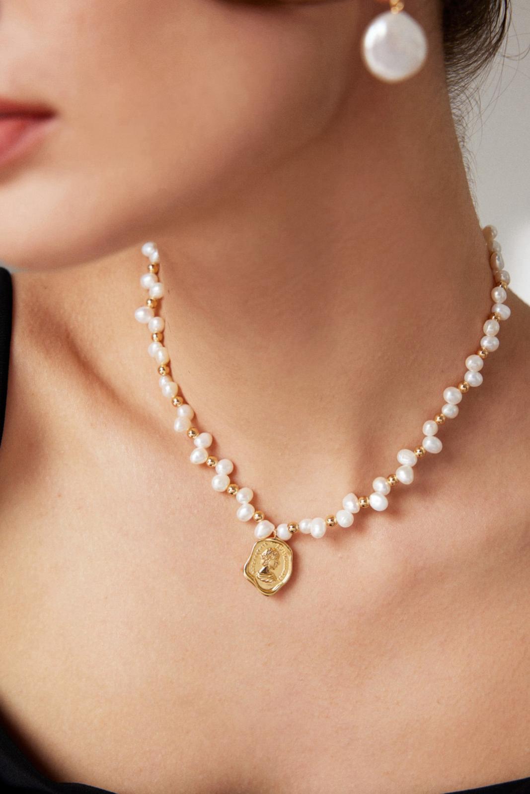 Crown Muse|S925 Natural Pearl Medallion Necklace