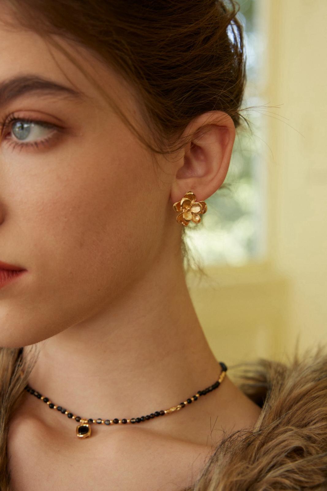 Blossom Bloom | S925 Silver Minimalist Floral Earrings